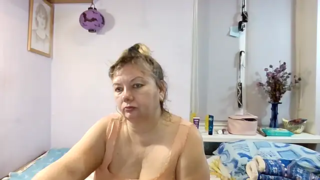 Lusi-777 online show from 11/28/25, 04:40