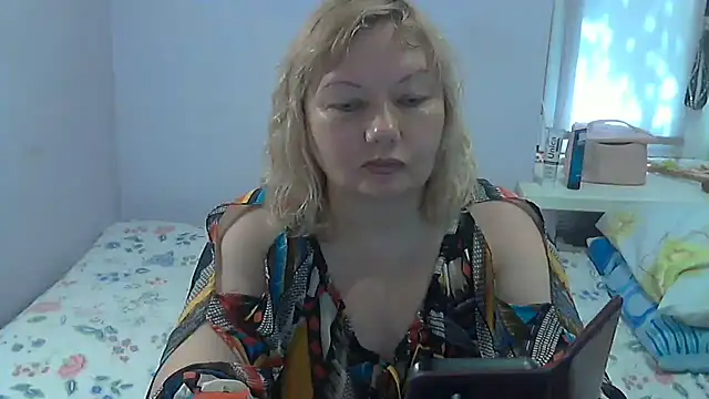 Snapshot of Lusi-777 chatting on 06/12/26, 10:24 Lusi-777 online show from 06/12/26, 10:24