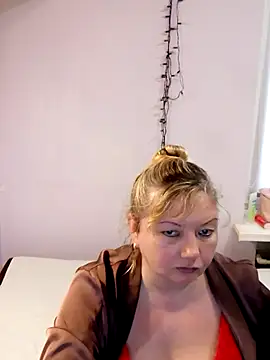 Snapshot of Lusi-777 chatting on 03/13/25, 01:07 Lusi-777 online show from 03/13/25, 01:07