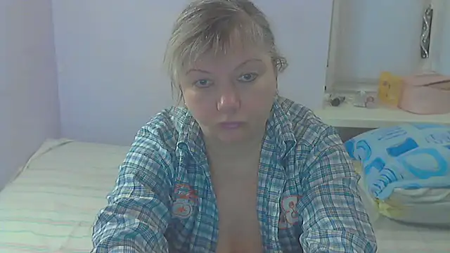 Snapshot of Lusi-777 chatting on 10/19/25, 11:46 Lusi-777 online show from 10/19/25, 11:46