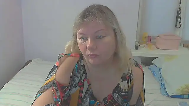 Snapshot of Lusi-777 chatting on 10/11/25, 12:50 Lusi-777 online show from 10/11/25, 12:50