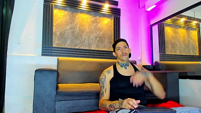 yeckodream online show from 11/18/25, 04:38