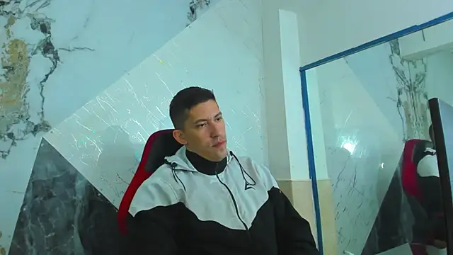 yeckodream online show from 11/28/25, 05:40