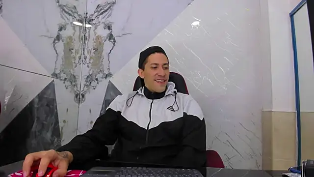 yeckodream online show from 11/13/25, 06:17