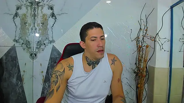 yeckodream online show from 12/15/25, 04:40