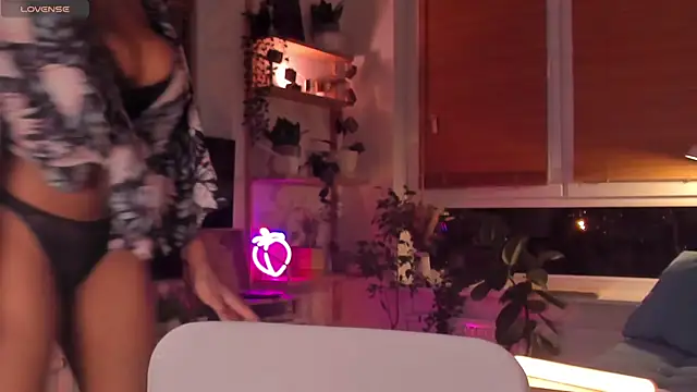 Ana Peachy  online show from 12/14/24, 03:25