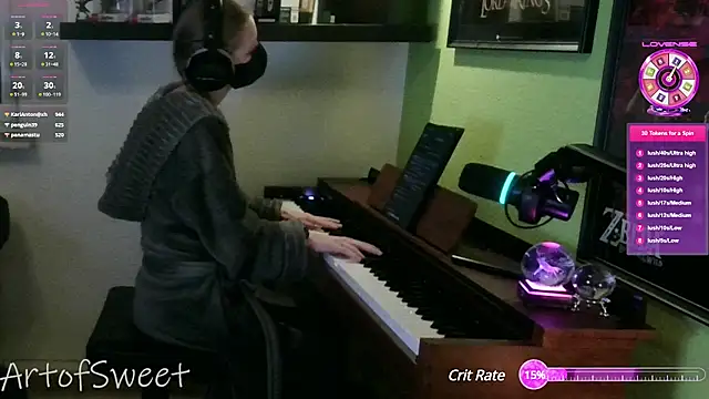 Snapshot of ArtofSweet chatting on 12/09/24, 12:12 ArtofSweet online show from 12/09/24, 12:12
