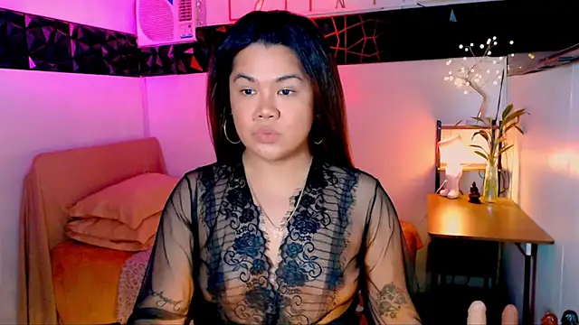 asiankatyhuge online show from 10/28/25, 11:47