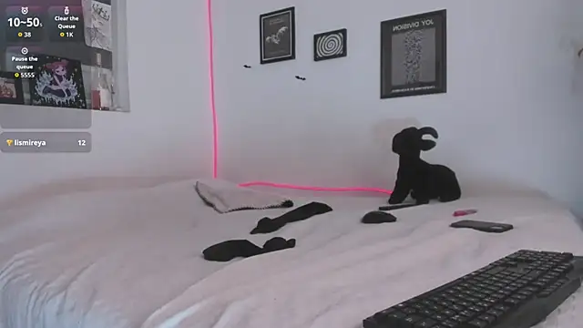 gothic do11 online show from 11/30/25, 06:41