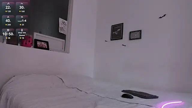 gothic do11 online show from 11/11/25, 04:46