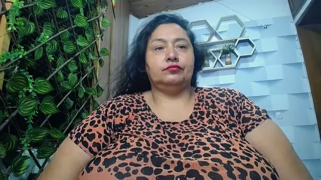 Snapshot of TistMature chatting on 11/19/25, 01:22 TistMature online show from 11/19/25, 01:22