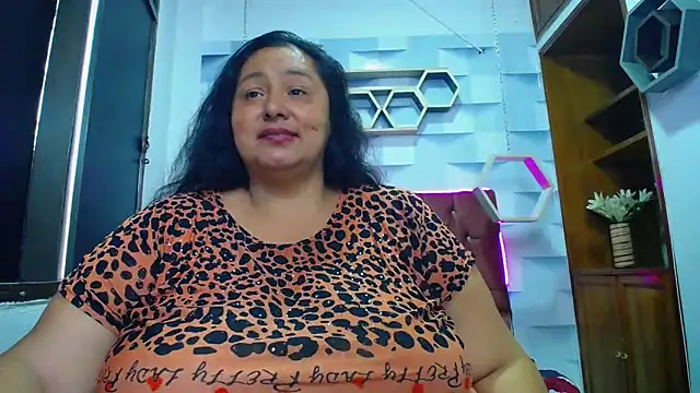 Snapshot of TistMature chatting on 03/19/25, 04:24 TistMature online show from 03/19/25, 04:24