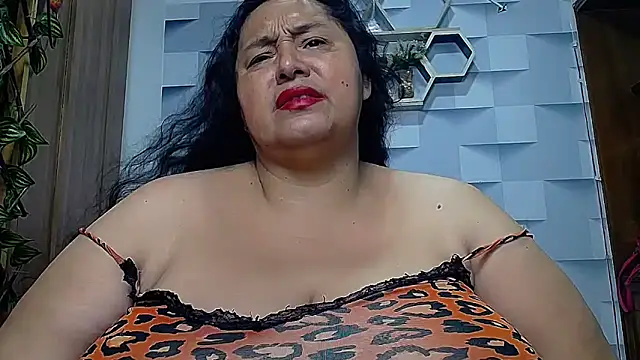 Snapshot of TistMature chatting on 09/27/25, 01:17 TistMature online show from 09/27/25, 01:17
