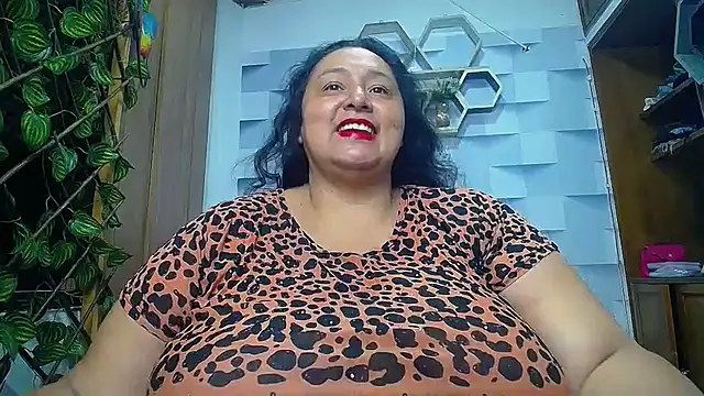 Snapshot of TistMature chatting on 09/11/25, 01:11 TistMature online show from 09/11/25, 01:11