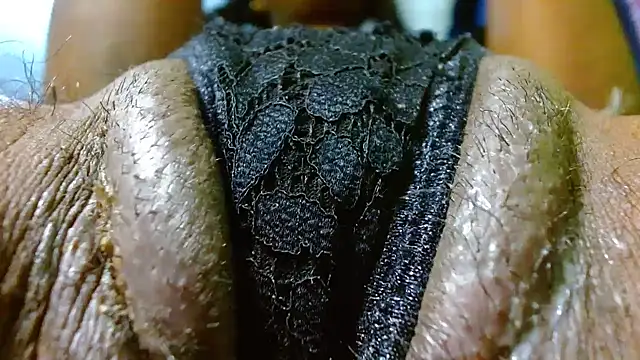 bethanywilson 23 online show from 11/25/25, 04:07