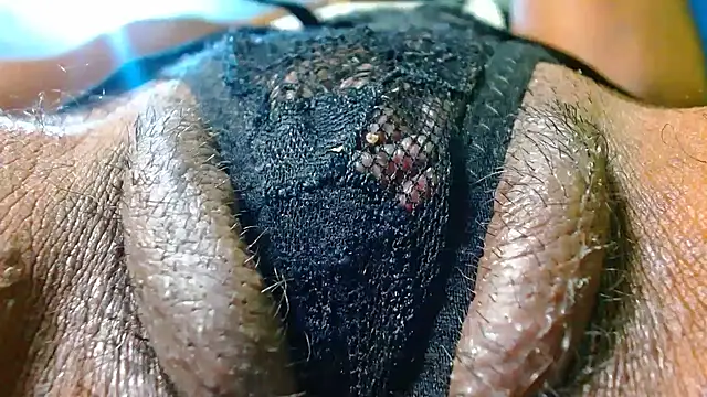 bethanywilson 23 online show from 11/29/25, 05:24