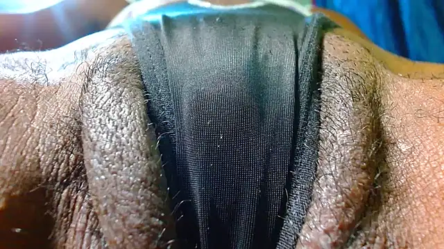 bethanywilson 23 online show from 11/12/25, 12:20