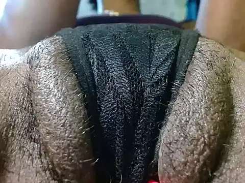 bethanywilson 23 online show from 10/04/25, 12:39