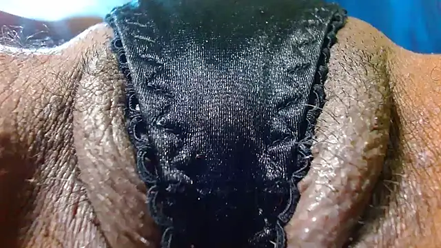 bethanywilson 23 online show from 11/27/25, 01:44