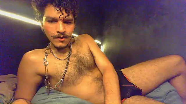 Snapshot of die_mond chatting on 02/17/26, 11:07 die mond online show from 02/17/26, 11:07