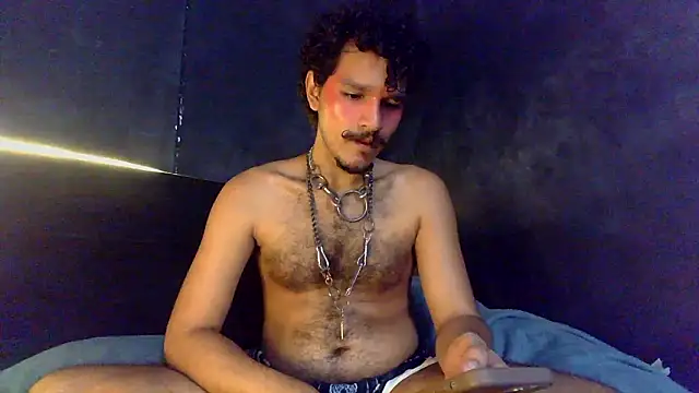 Snapshot of die_mond chatting on 02/22/26, 01:35 die mond online show from 02/22/26, 01:35