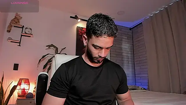 Snapshot of Josseph1_ chatting on 07/17/26, 11:13 Josseph1 online show from 07/17/26, 11:13