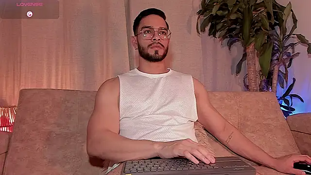 Josseph1  online show from 11/13/25, 01:53