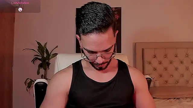 Josseph1  online show from 09/29/25, 11:32