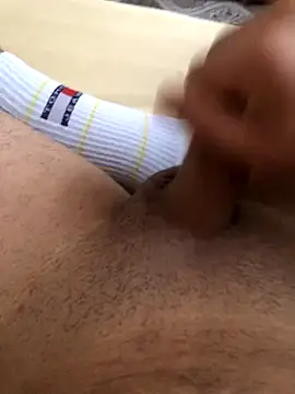 gokhanbey34 online show from 12/17/25, 09:03