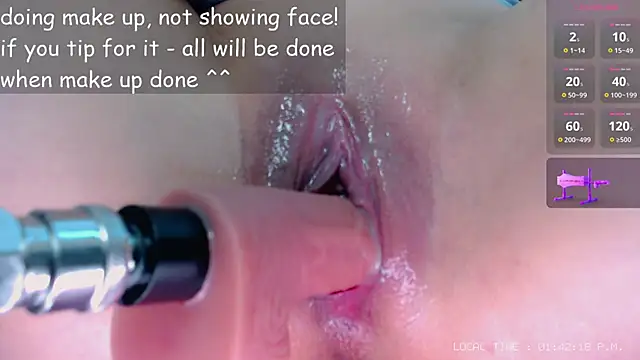 kitty alika online show from 11/07/25, 10:42