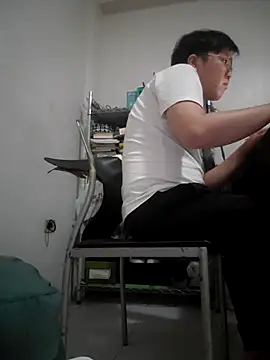 ksshp9502 online show from 11/14/25, 08:56