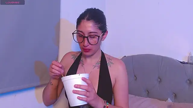 Red-moon1 online show from 10/08/25, 03:52