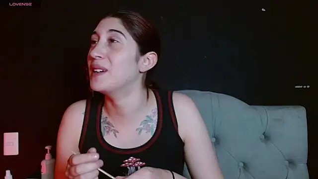 Red-moon1 online show from 06/04/26, 05:12