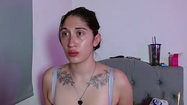 Red-moon1 online show from 11/30/25, 05:08