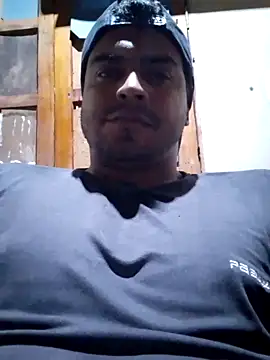 Snapshot of Evandro-Bahia chatting on 10/13/25, 09:38 Evandro-Bahia online show from 10/13/25, 09:38