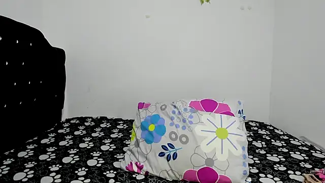 valentine loves online show from 02/20/26, 11:39