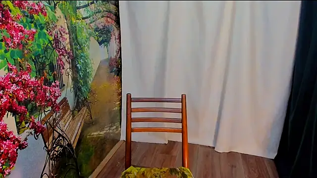 I-JUST-I online show from 12/26/24, 09:11