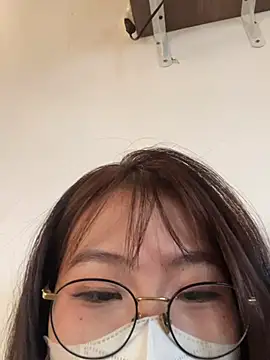 Onee-Chew online show from 03/04/26, 09:50