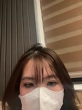 Onee-Chew online show from 04/05/26, 12:01