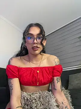 Samantha Bernardo online show from 06/18/26, 04:44