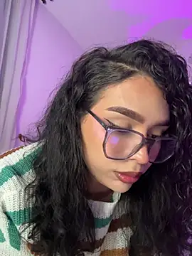 Samantha Bernardo online show from 07/14/26, 11:55