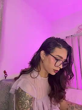 Samantha Bernardo online show from 03/28/26, 04:02