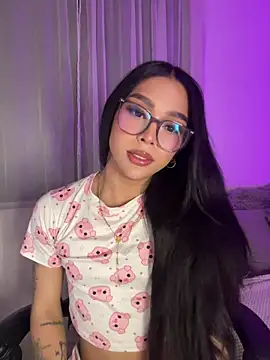 Samantha Bernardo online show from 04/19/26, 05:19