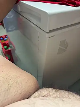 Snapshot of buri232 chatting on 11/07/25, 01:37 buri232 online show from 11/07/25, 01:37