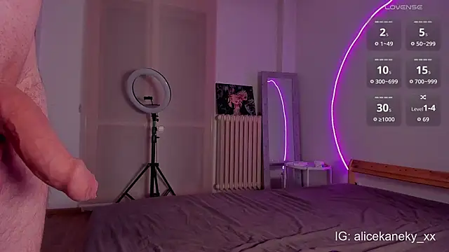 Snapshot of alicekaneky chatting on 01/09/26, 09:55 alicekaneky online show from 01/09/26, 09:55