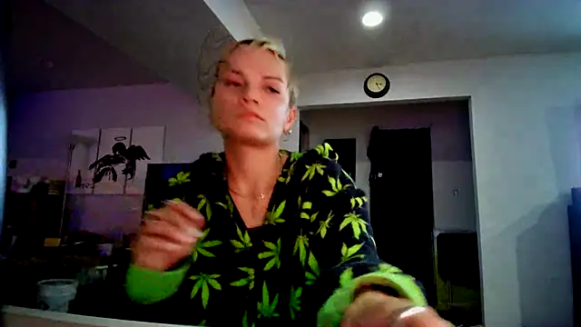 Snapshot of forbidden_lust2 chatting on 10/11/25, 08:26 forbidden lust2 online show from 10/11/25, 08:26