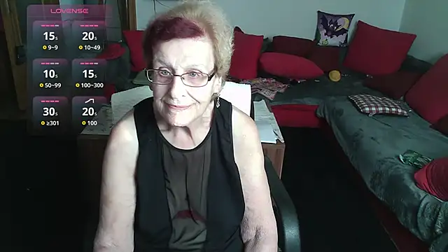 Snapshot of HeisseomaOriginal chatting on 10/27/25, 08:04 HeisseomaOriginal online show from 10/27/25, 08:04