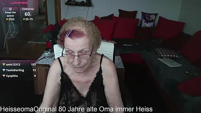 Snapshot of HeisseomaOriginal chatting on 03/11/25, 11:23 HeisseomaOriginal online show from 03/11/25, 11:23