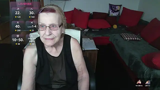 Snapshot of HeisseomaOriginal chatting on 11/10/25, 08:08 HeisseomaOriginal online show from 11/10/25, 08:08