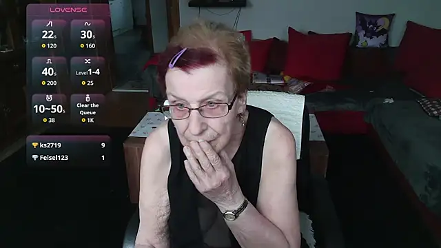 HeisseomaOriginal online show from 03/15/26, 08:10